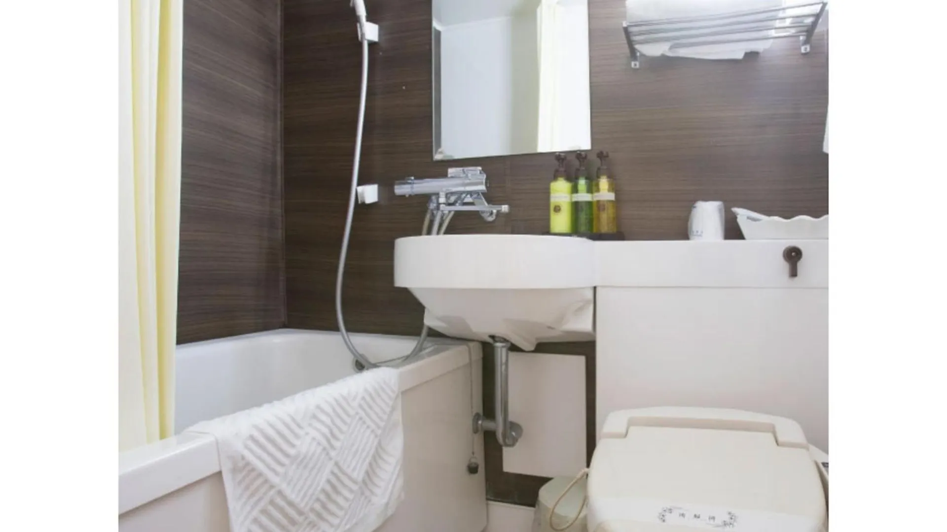 Hotel Tetora Tsurumi - Vacation Stay 37288V Yokohama  0*, Yokohama (Kanagawa) Japan